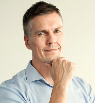 Michael Bröning